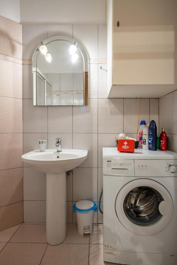 Appartement Flat In Excellent Location With Private Parking à Athènes Extérieur photo